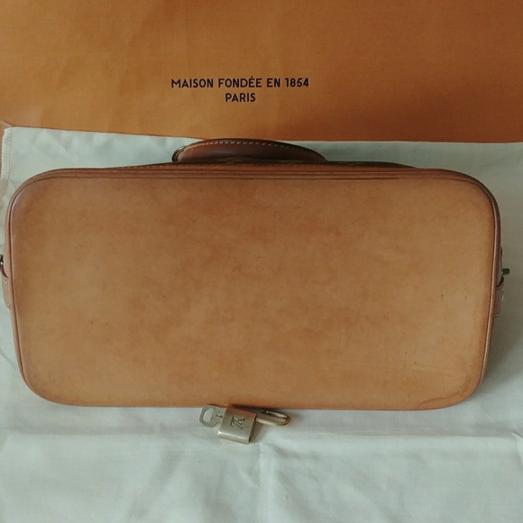 sold💟 Authentic Louis Vuitton Alma Pm - Picture 2 of 5